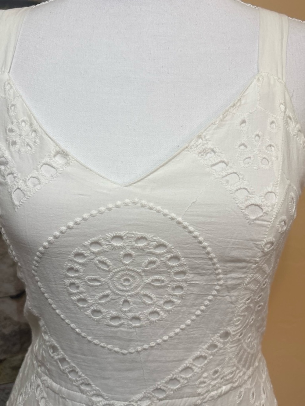 Women's White Eyelet Midi Dress with V-Neck boho cottagecore summer - Picture 3 of 5